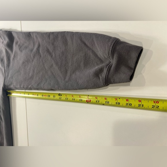 ✨NIRVANA Gray Crewneck Sweater Iconic Design - Picture 5 of 7